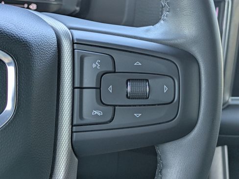 Used 2024 GMC Yukon XL Denali AWD/4WD image 24