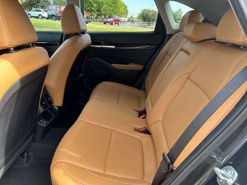 Used 2024 Kia Seltos EX AWD/4WD image 17