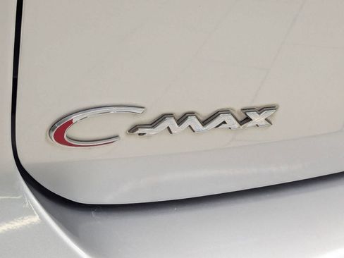 Used 2017 Ford C-MAX SE image 29