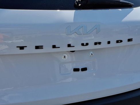 Used 2022 Kia Telluride SX w/ Nightfall Edition Package AWD/4WD image 42