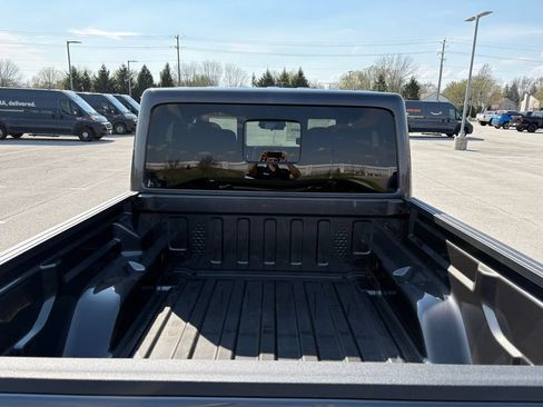 New 2026 Jeep Gladiator Rubicon w/ Steel Power Dome Hood Package AWD/4WD image 11