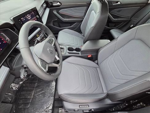 New 2026 Volkswagen Jetta SEL image 4