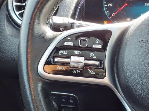 Used 2022 Mercedes-Benz GLB 250 4MATIC image 24