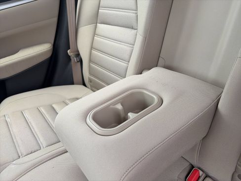 Used 2018 Honda CR-V LX image 10