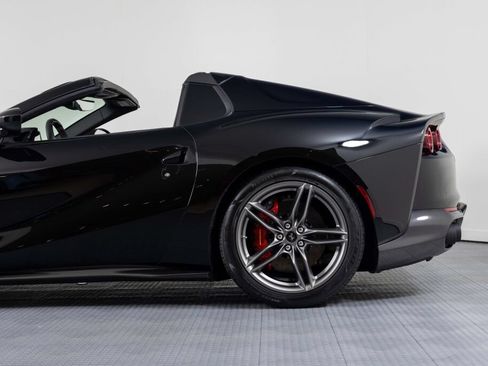 Certified 2021 Ferrari 812 GTS RWD image 19