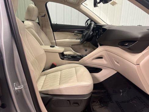 Certified 2023 Buick Envision Avenir image 9