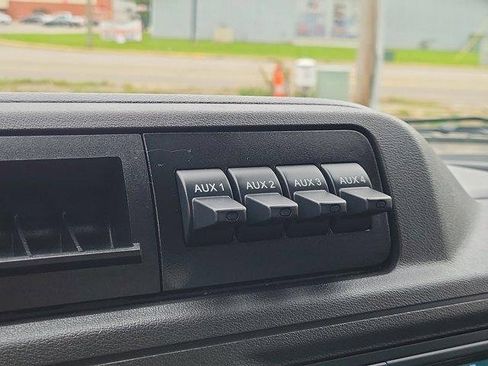 Used 2024 Ford E-350 and Econoline 350 Super Duty w/ Driver's Safety Package image 23