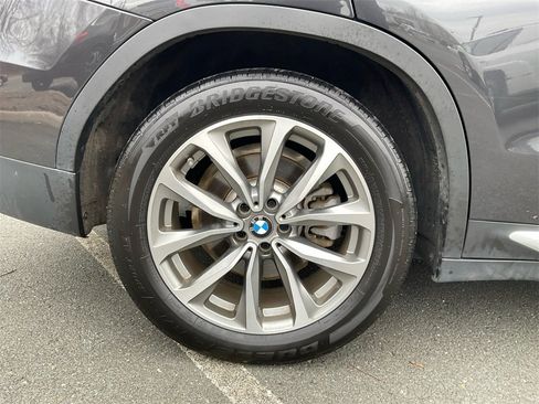 Used 2018 BMW X3 xDrive30i w/ Executive Package image 16