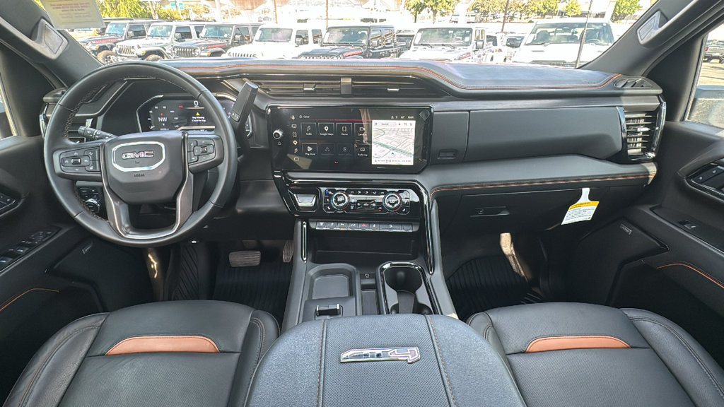 Used 2025 GMC Sierra 2500 AT4 w/ AT4 Premium Plus Package AWD/4WD image 25