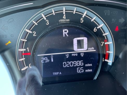 Used 2017 Honda CR-V LX image 15