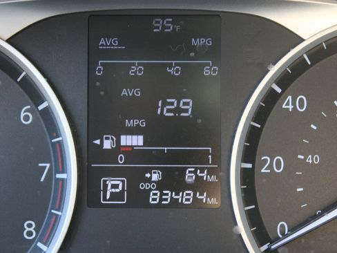Used 2024 Nissan Kicks S FWD image 27