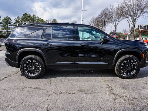 New 2026 Chevrolet Traverse Z71 w/ Driver Confidence Package image 8