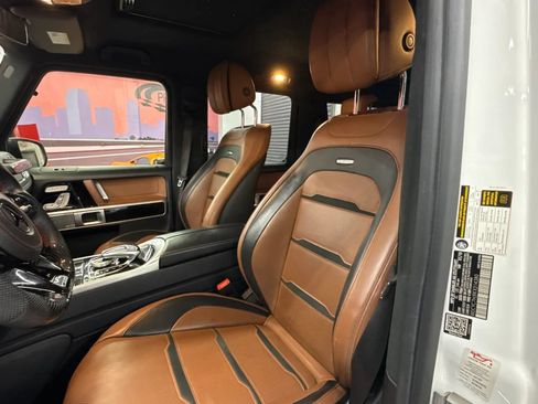 Used 2019 Mercedes-Benz G 63 AMG 4MATIC w/ Night Package image 7