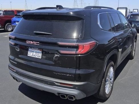 Used 2024 GMC Acadia Elevation FWD image 4