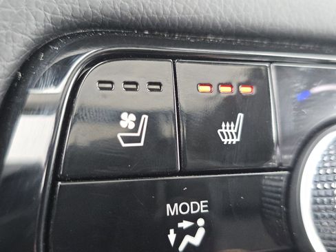 Certified 2025 Honda Pilot Elite image 6