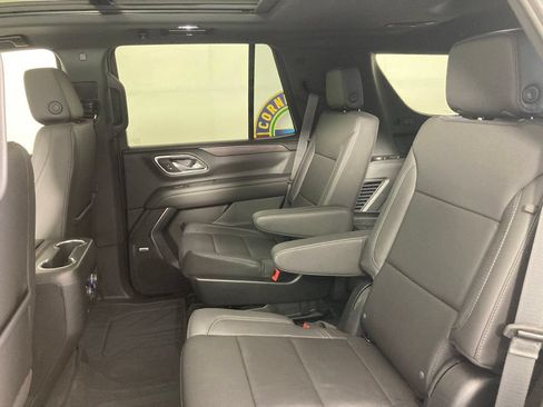 Used 2023 Chevrolet Tahoe LT w/ LT Signature Package AWD/4WD image 15