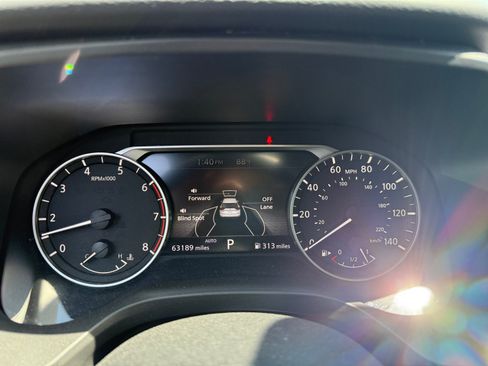 Used 2024 Nissan Rogue SV AWD/4WD image 11