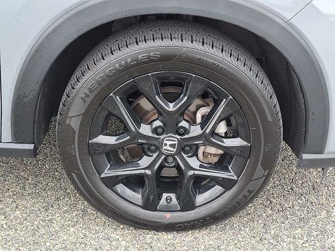 Certified 2024 Honda HR-V Sport image 9