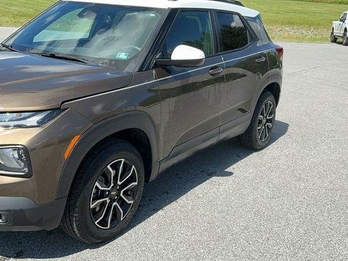 Used 2022 Chevrolet TrailBlazer ACTIV w/ Sun and Liftgate Package AWD/4WD image 1