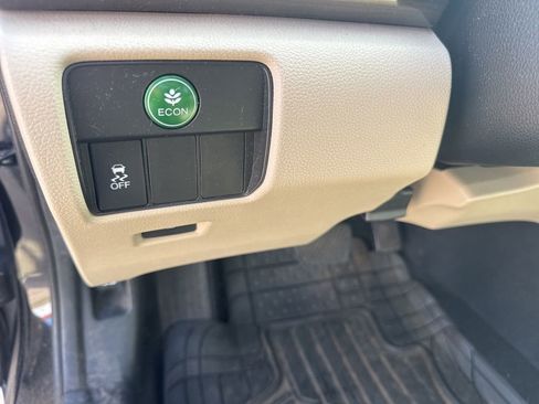 Used 2017 Honda Accord EX-L image 14