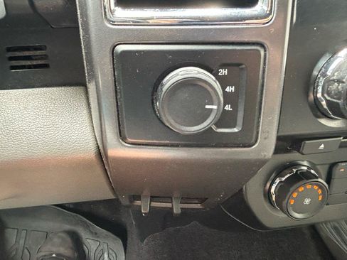 Used 2016 Ford F150 XLT AWD/4WD image 21