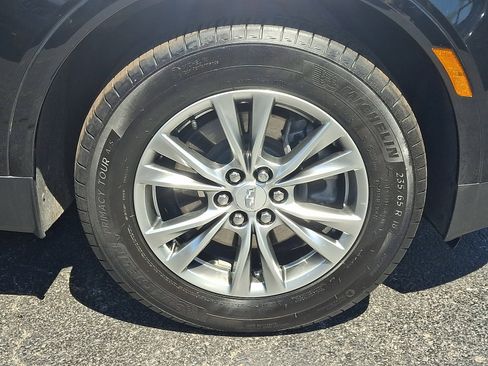 Used 2023 Cadillac XT5 Premium Luxury AWD/4WD image 8