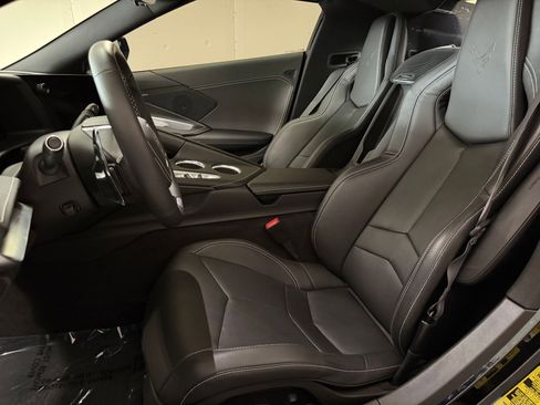 Used 2026 Chevrolet Corvette Z06 RWD image 25