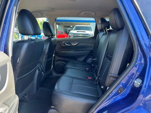 Used 2020 Nissan Rogue SL AWD/4WD image 11