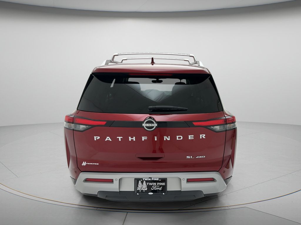 Used 2024 Nissan Pathfinder SL AWD/4WD image 7