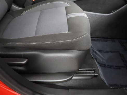 Used 2023 Chevrolet Blazer LT image 29