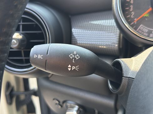 Used 2016 MINI Cooper 4-Door Hardtop FWD image 57