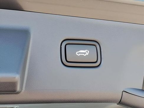 New 2026 Hyundai Tucson Limited image 8