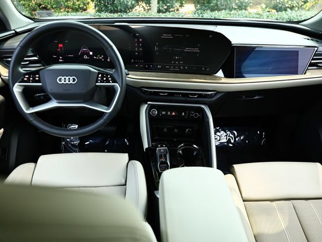 Used 2025 Audi Q5 Prestige AWD/4WD image 34