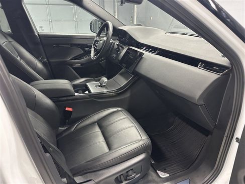 Used 2024 Land Rover Range Rover Evoque Dynamic SE AWD/4WD image 11