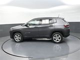 Used 2024 Jeep Compass Sport image 4