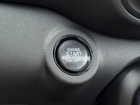 Used 2026 Hyundai Venue SEL FWD image 28