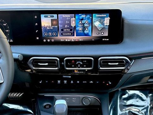 New 2026 Nissan Sentra SR w/ SR All Weather Package FWD image 20