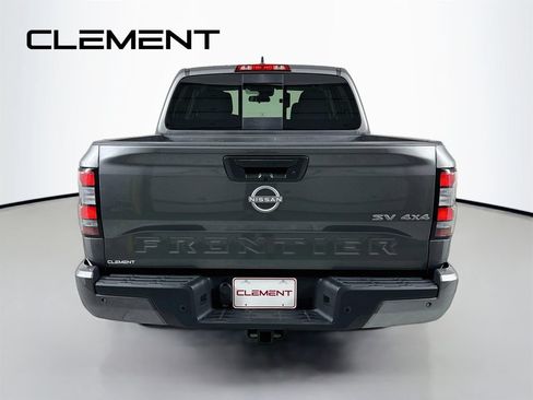 Used 2024 Nissan Frontier SV w/ SV Convenience Package AWD/4WD image 8