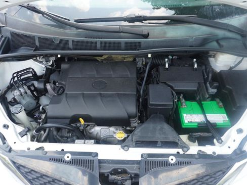 Used 2012 Toyota Sienna SE FWD image 31
