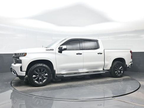 Used 2021 Chevrolet Silverado 1500 High Country w/ Safety Package II AWD/4WD image 2