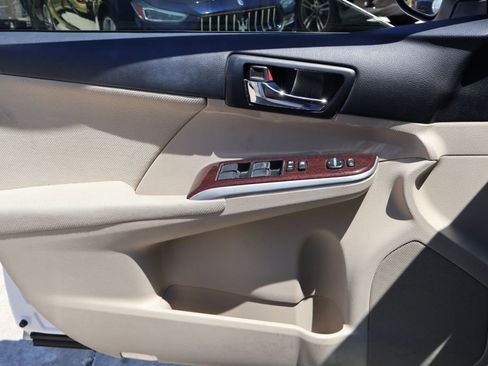 Used 2012 Toyota Camry XLE FWD image 27
