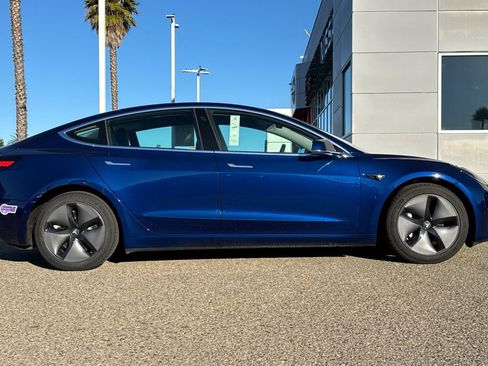 Used 2018 Tesla Model 3 Long Range image 3