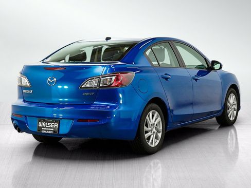 Used 2012 MAZDA MAZDA3 i Grand Touring w/ Tech Pkg FWD image 5