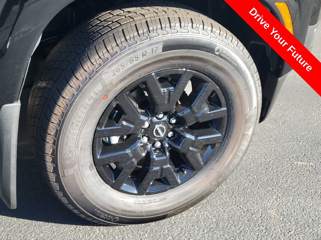 Used 2026 Nissan Frontier SV w/ SV Convenience Package RWD image 3