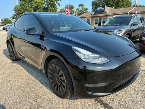 Used 2020 Tesla Model Y Long Range AWD/4WD image 1
