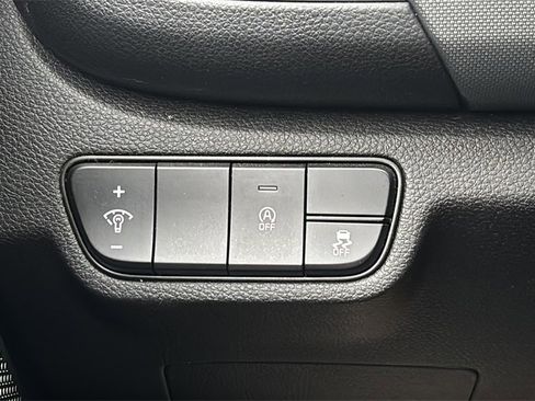 Used 2024 Kia Seltos LX image 26