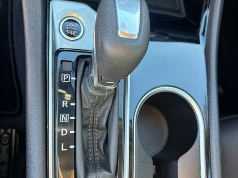 Used 2024 Nissan Altima 2.5 SV image 20