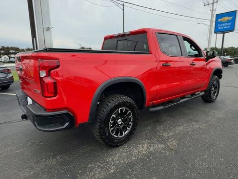 Used 2024 Chevrolet Silverado 1500 ZR2 w/ Technology Package AWD/4WD image 8