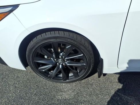 Used 2024 Toyota Corolla SE FWD image 25