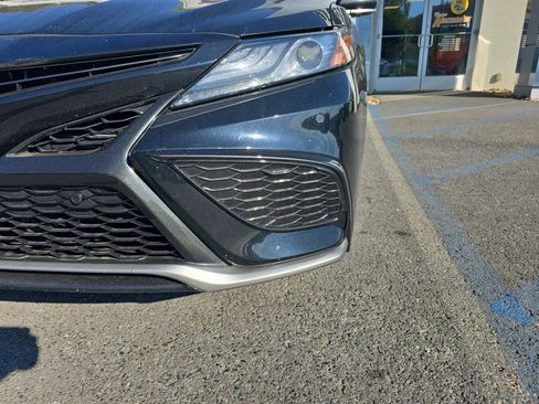 Used 2023 Toyota Camry XSE image 9